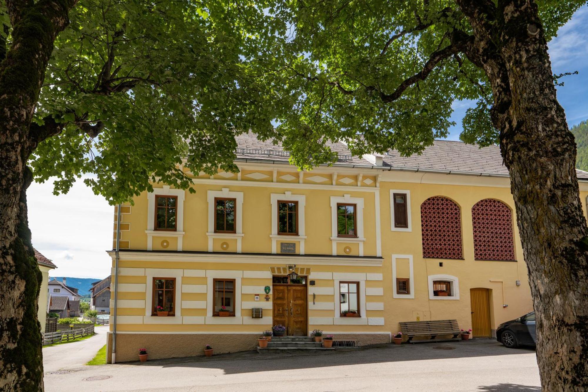 Апартаменты Haus Koenig Маутерндорф Экстерьер фото